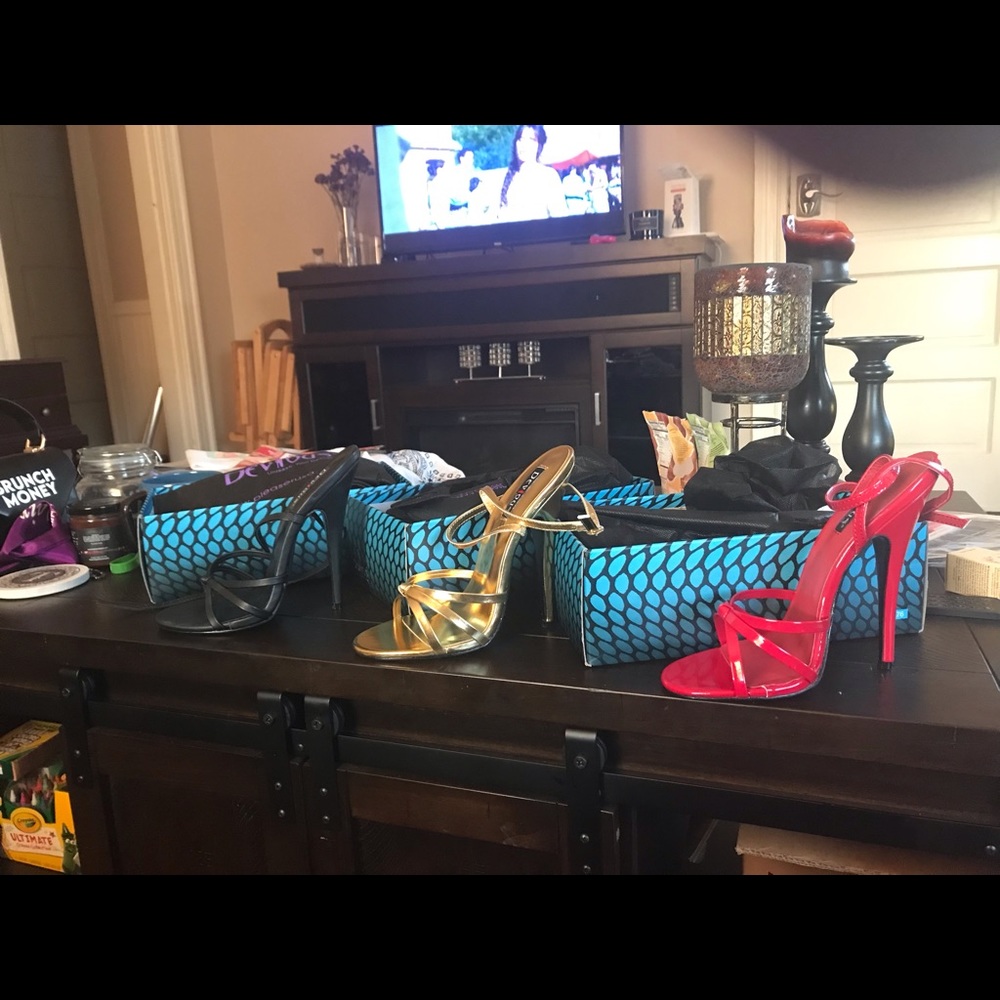 Devious stiletto sandal